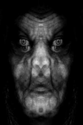 Dabbe: Zehr-i Cin 2014