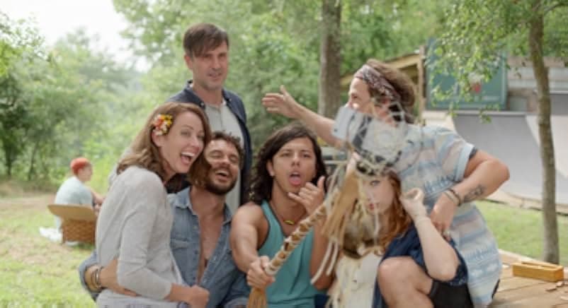 Amanda & Jack Go Glamping 2017