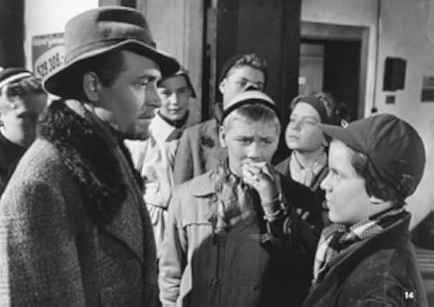 Flying Classroom 1954