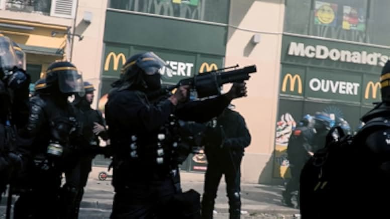 Un pays qui se tient sage 2020