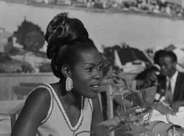 The Woman with the Knife 2020