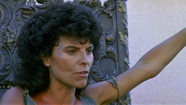 Cannibal Women in the Avocado Jungle of Death 1989