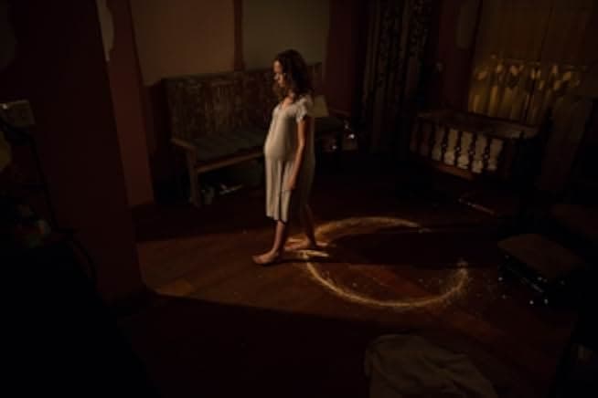 Devil's Due 2014