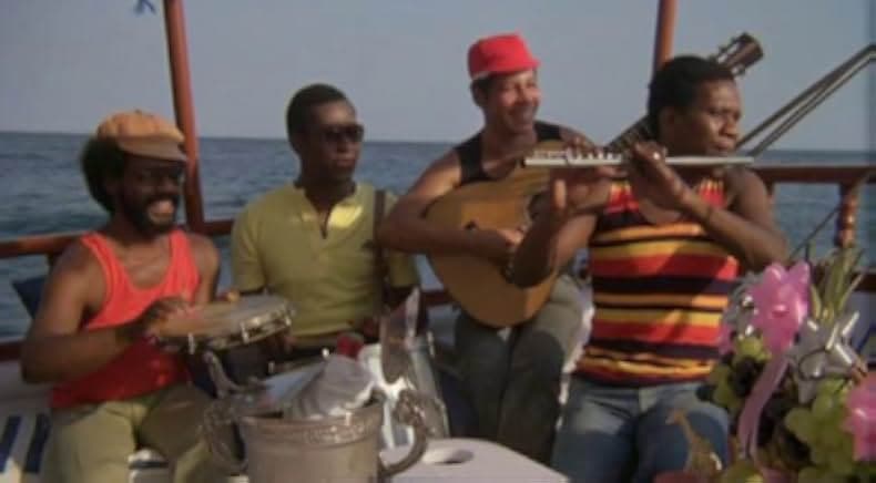 Sällskapsresan eller Finns det svenskt kaffe på grisfesten 1980