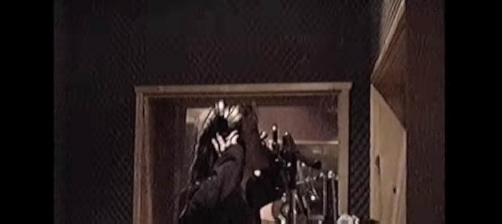 L7: Pretend We're Dead 2016