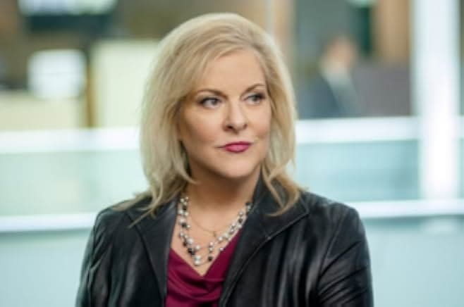 Hailey Dean Mystery: Murder, with Love