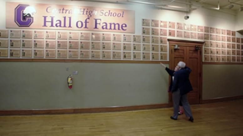 Becoming Warren Buffett 2017