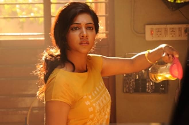 Kadhalum Kadanthu Pogum 2016