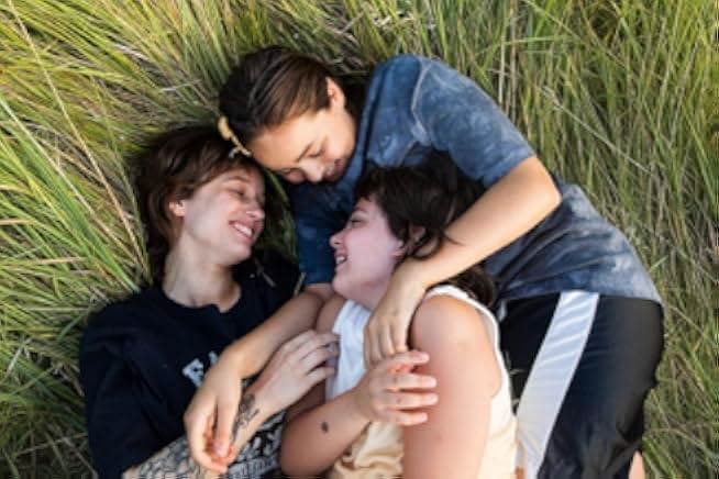 Paradise Is Burning 2023