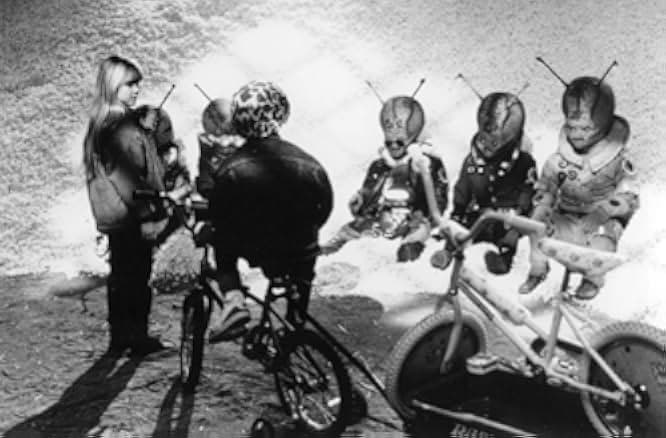 Spaced Invaders 1990