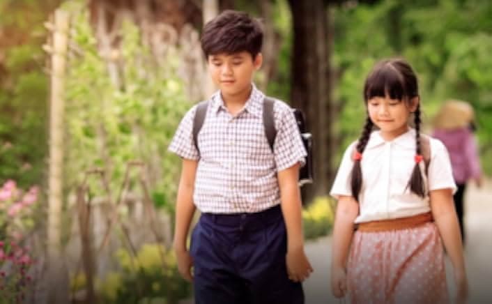 Co gai den tu hom qua 2017