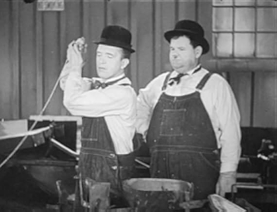 Busy Bodies 1933