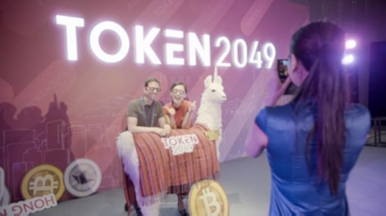 Cryptopia: Bitcoin, Blockchains and the Future of the Internet 2020