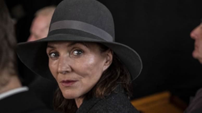 Nobody Has to Know 2022