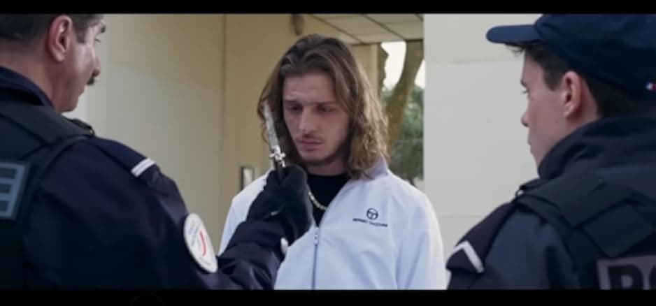 Selon la police 2022