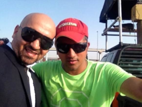 Hamari Adhuri Kahani 2015