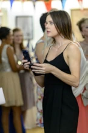 A Beautiful Place to Die: A Martha's Vineyard Mystery 2020