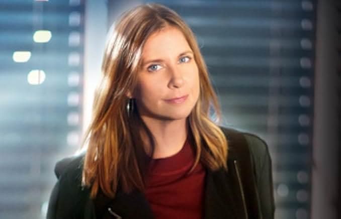 Hailey Dean Mystery: Murder, with Love