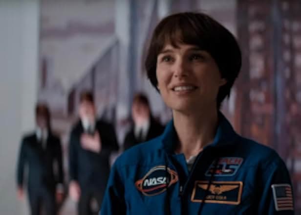 Lucy in the Sky 2019