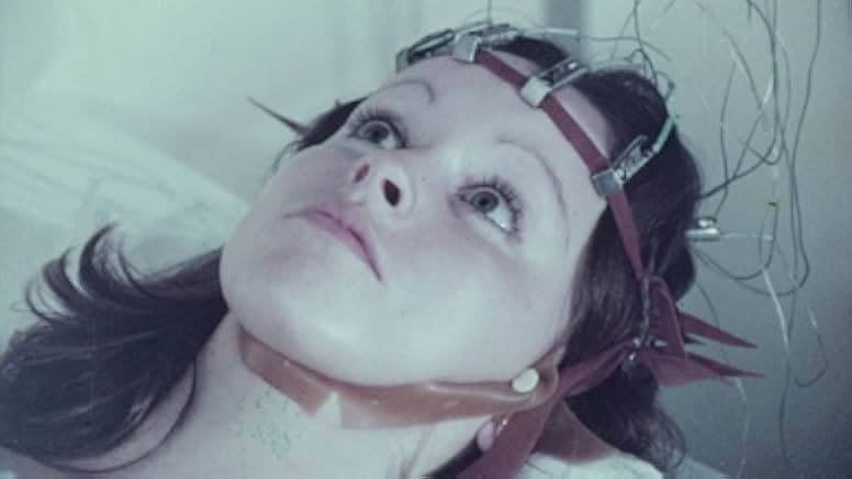 Emma, puertas oscuras 1974