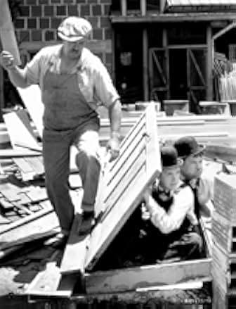 Busy Bodies 1933