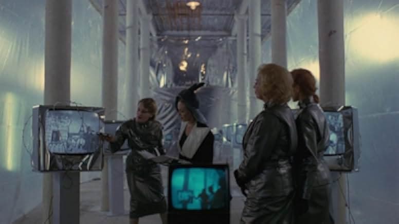 Dorian Gray in the Mirror of the Yellow Press 1984