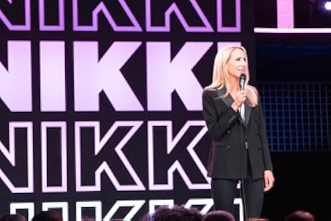Nikki Glaser: Bangin' 2019