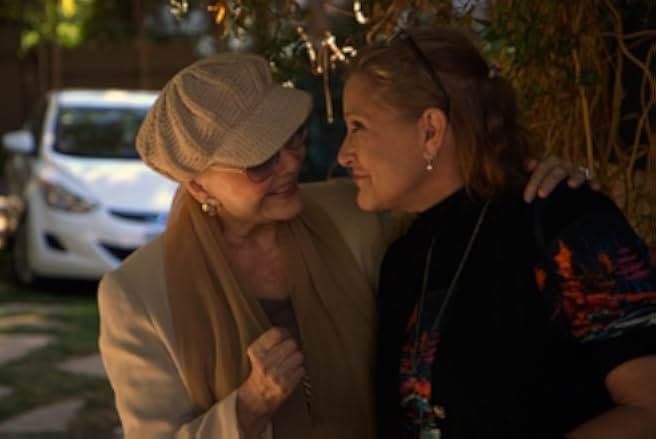 Bright Lights: Starring Carrie Fisher and Debbie Reynolds 2016