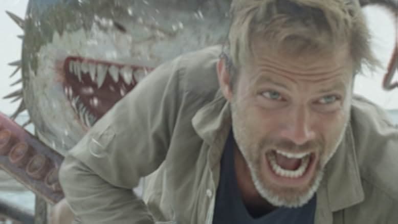 Sharktopus vs. Whalewolf 2015
