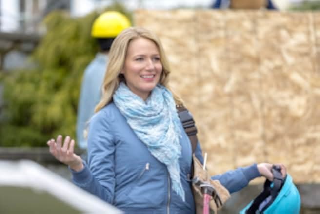 Concrete Evidence: A Fixer Upper Mystery 2017