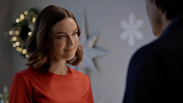 Inn Love by Christmas 2020