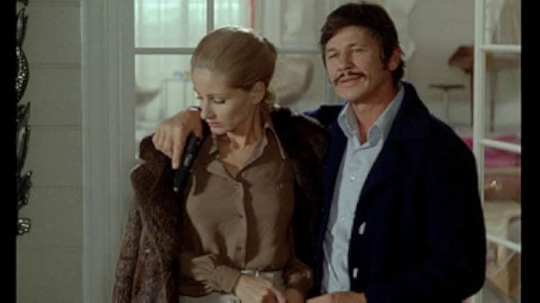 Someone Behind the Door 1971