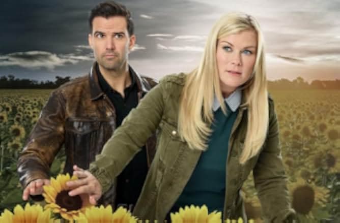 The Chronicle Mysteries: The Wrong Man