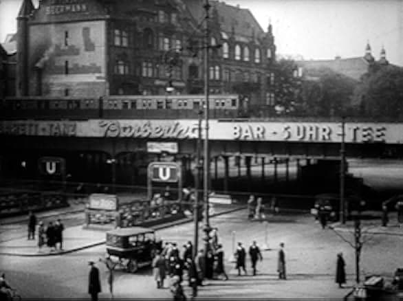 People on Sunday 1930