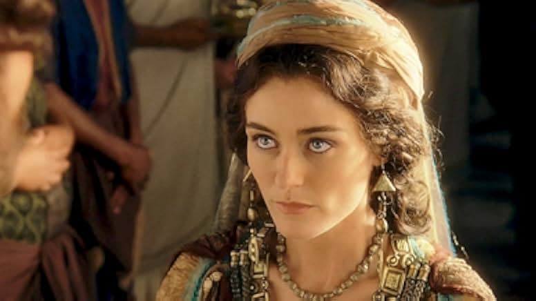 Esther 1999